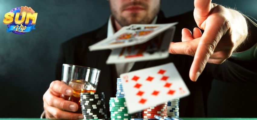 Chiến lược Tight-Aggressive là cách chơi mà nhiều cao thủ Poker áp dụng.